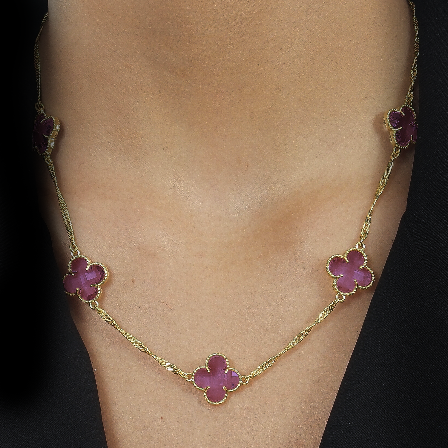 Colar Dourado 5 Trevos Rosa ouro 24K - Mabilan