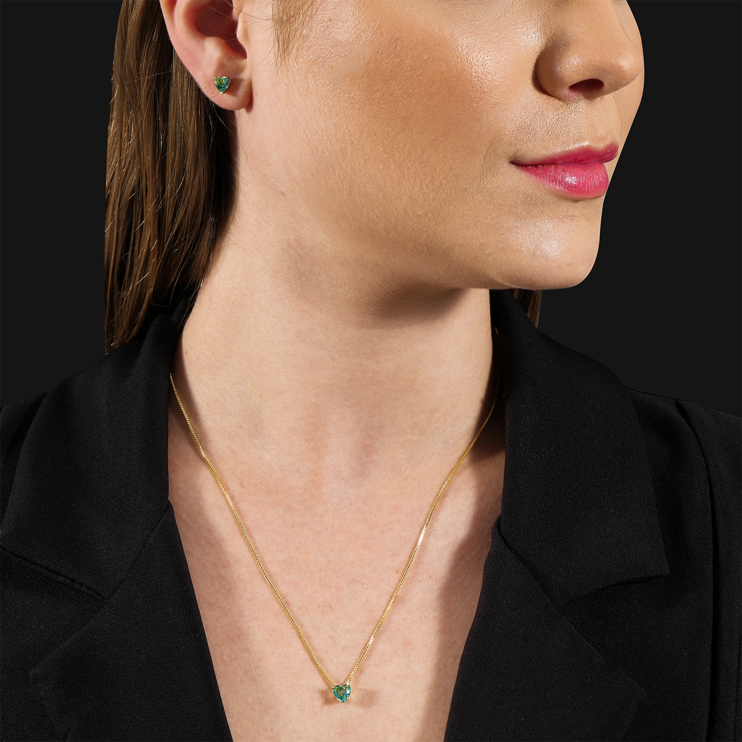 Conjunto (Brinco + Colar)  Dourado de Coração Verde Ouro 24K - Mabilan